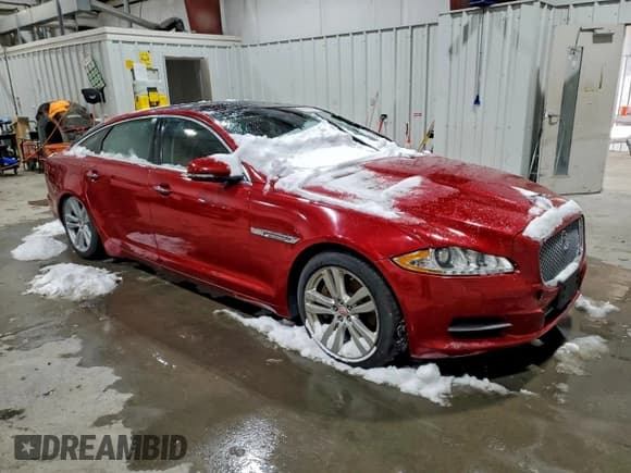✅ 2015 Jaguar XJ Portfolio • VIN: SAJWJ2GD9F8V84972 • Lot: 96822895. Listed on Copart with Not provided. Free auction sales archive from the USA and detailed vehicle history report at DreamBid. Image 4.
