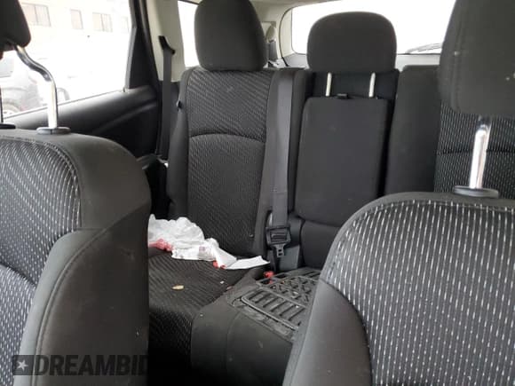 ✅ 2017 Dodge Journey SE • VIN: 3C4PDCAB6HT587260 • Lot: 44608385. Wystawiony na Copart z przebiegiem Nie podano. Bezpłatny archiwum sprzedaży aukcyjnych z USA i szczegółowy raport historii pojazdu na DreamBid. Zdjęcie 10.