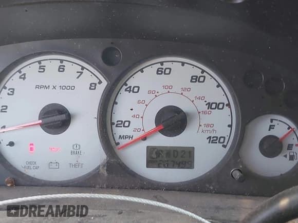 ✅ 2004 Ford Escape Limited • VIN: 1FMCU94184KA49168 • Lot: 43643977. Listed on IAAI with 267,499 mi. Free auction sales archive from the USA and detailed vehicle history report at DreamBid. Image 7.