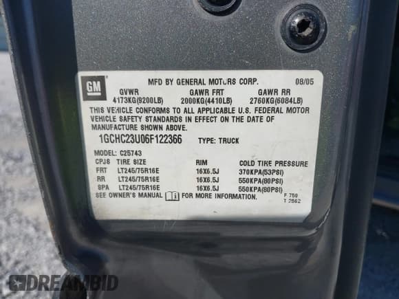 ✅ 2006 Chevrolet Silverado 2500HD Work Truck • VIN: 1GCHC23U06F122366 • Lot: 43701699. Wystawiony na IAAI z przebiegiem 330 993 mil. Bezpłatny archiwum sprzedaży aukcyjnych z USA i szczegółowy raport historii pojazdu na DreamBid. Zdjęcie 9.