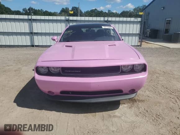 ✅ 2012 Dodge Challenger SXT • VIN: 2C3CDYAG7CH161977 • Lot: 72713354. Wystawiony na Copart z przebiegiem 240 769 mil. Bezpłatny archiwum sprzedaży aukcyjnych z USA i szczegółowy raport historii pojazdu na DreamBid. Zdjęcie 5.