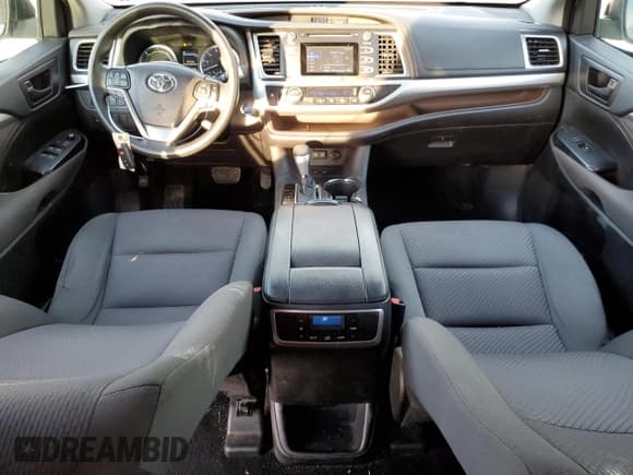 ✅ 2017 Toyota Highlander Hybrid LE • VIN: 5TDBGRFH0HS036057 • Лот: 76503063. Опубликован ранее на Copart с пробегом 114 802 миль. Бесплатный доступ к архиву аукционных продаж из США и подробный отчёт об истории автомобиля на DreamBid. Изображение 8.