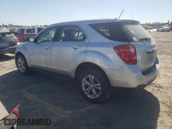 ✅ 2015 Chevrolet Equinox LS • VIN: 1GNALAEK5FZ139841 • Лот: 68127524. Опубликован ранее на Copart с пробегом 92 128 миль. Бесплатный доступ к архиву аукционных продаж из США и подробный отчёт об истории автомобиля на DreamBid. Изображение 2.