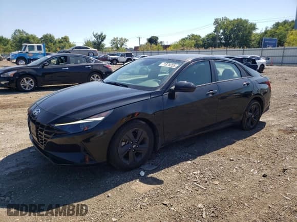 ✅ 2022 Hyundai Elantra SEL • VIN: 5NPLS4AGXNH085336 • Lot: 71878325. Listed on Copart with 42,220 mi. Free auction sales archive from the USA and detailed vehicle history report at DreamBid. Image 1.