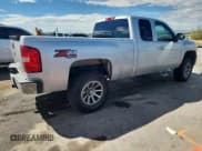 ✅ 2010 Chevrolet Silverado 1500 LT • VIN: 1GCSKSE32AZ181066 • Lot: 84465875. Wystawiony na Copart z przebiegiem 164 217 mil. Bezpłatny archiwum sprzedaży aukcyjnych z USA i szczegółowy raport historii pojazdu na DreamBid. Zdjęcie 3.