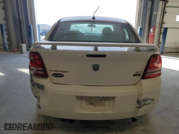 ✅ 2008 Dodge Avenger SXT • VIN: 1B3LC56R58N684745 • Лот: 88121405. Опубликован ранее на Copart с пробегом 120 467 миль. Бесплатный доступ к архиву аукционных продаж из США и подробный отчёт об истории автомобиля на DreamBid. Изображение 6.