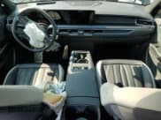 ✅ 2025 Kia EV9 GT-Line • VIN: KNDAEFS55S6054332 • Lot: 58721025. Wystawiony na Copart z przebiegiem 1 783 mil. Bezpłatny archiwum sprzedaży aukcyjnych z USA i szczegółowy raport historii pojazdu na DreamBid. Zdjęcie 8.