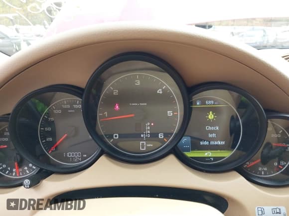 ✅ 2014 Porsche Cayenne Diesel • VIN: WP1AF2A2XELA39455 • Lot: 43446619. Wystawiony na IAAI z przebiegiem 110 000 mil. Bezpłatny archiwum sprzedaży aukcyjnych z USA i szczegółowy raport historii pojazdu na DreamBid. Zdjęcie 7.