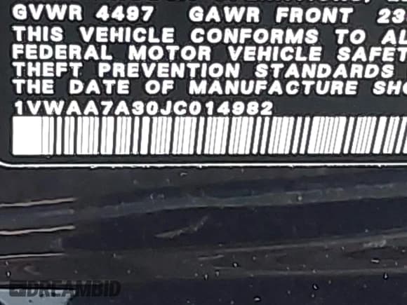 ✅ 2018 Volkswagen Passat S • VIN: 1VWAA7A30JC014982 • Lot: 43700057. Wystawiony na IAAI z przebiegiem 293 686 mil. Bezpłatny archiwum sprzedaży aukcyjnych z USA i szczegółowy raport historii pojazdu na DreamBid. Zdjęcie 9.