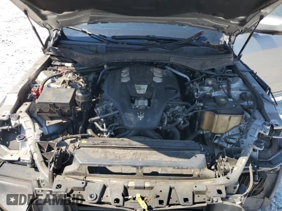 ✅ 2017 Maserati Levante • VIN: ZN661XUA5HX239614 • Lot: 69016845. Listed on Copart with Not provided. Free auction sales archive from the USA and detailed vehicle history report at DreamBid. Image 12.