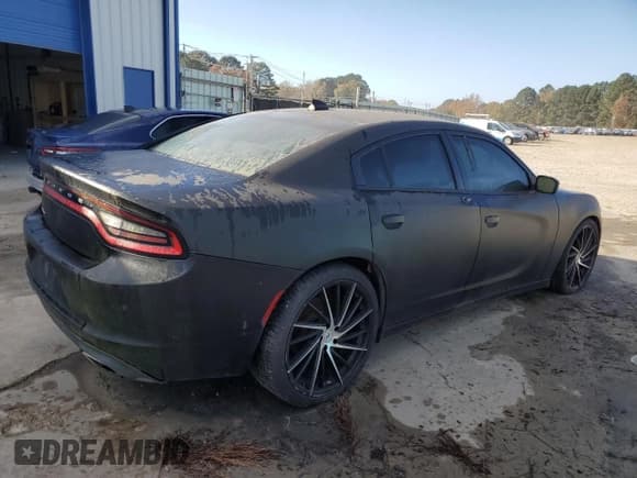 ✅ 2018 Dodge Charger SXT Plus • VIN: 2C3CDXHG3JH162606 • Lot: 92013395. Listed on Copart with 210,767 mi. Free auction sales archive from the USA and detailed vehicle history report at DreamBid. Image 3.