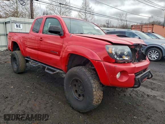 ✅ 2008 Toyota Tacoma • VIN: 5TEUU42N58Z479467 • Lot: 94147295. Wystawiony na Copart z przebiegiem 167 311 mil. Bezpłatny archiwum sprzedaży aukcyjnych z USA i szczegółowy raport historii pojazdu na DreamBid. Zdjęcie 4.