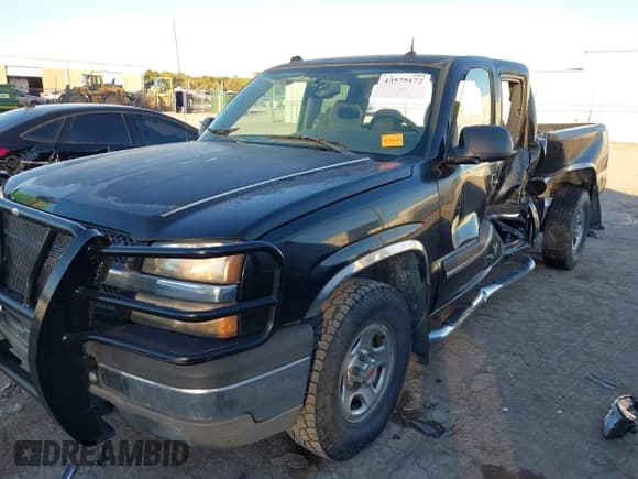 ✅ 2004 Chevrolet Silverado 1500 • VIN: 2GCEK19T141194566 • Lot: 43575172. Wystawiony na IAAI z przebiegiem 183 358 mil. Bezpłatny archiwum sprzedaży aukcyjnych z USA i szczegółowy raport historii pojazdu na DreamBid. Zdjęcie 2.