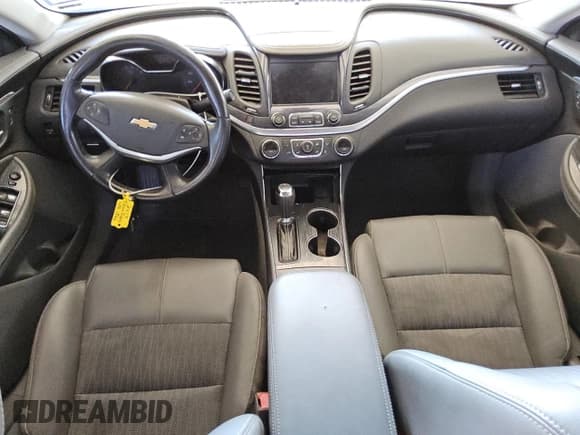 ✅ 2017 Chevrolet Impala LT • VIN: 1G1105SA9HU161273 • Лот: 75282704. Опубликован ранее на Copart с пробегом 135 539 миль. Бесплатный доступ к архиву аукционных продаж из США и подробный отчёт об истории автомобиля на DreamBid. Изображение 8.