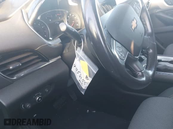 ✅ 2018 Chevrolet Traverse LT Cloth • VIN: 1GNERGKW2JJ165735 • Lot: 43156155. Wystawiony na IAAI z przebiegiem 96 583 mil. Bezpłatny archiwum sprzedaży aukcyjnych z USA i szczegółowy raport historii pojazdu na DreamBid. Zdjęcie 18.