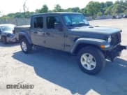 ✅ 2021 Jeep Gladiator Sport S • VIN: 1C6HJTAG9ML506175 • Лот: 42593943. Опубликован ранее на IAAI с пробегом 23 678 миль. Бесплатный доступ к архиву аукционных продаж из США и подробный отчёт об истории автомобиля на DreamBid. Изображение 1.