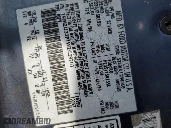 ✅ 1998 Ford Explorer XLT • VIN: 1FMZU32P1WZC29701 • Lot: 92196805. Wystawiony na Copart z przebiegiem 300 503 mil. Bezpłatny archiwum sprzedaży aukcyjnych z USA i szczegółowy raport historii pojazdu na DreamBid. Zdjęcie 12.