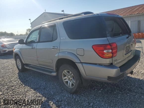 ✅ 2004 Toyota Sequoia SR5 • VIN: 5TDBT44A54S214298 • Лот: 71751095. Опубликован ранее на Copart с пробегом 211 094 миль. Бесплатный доступ к архиву аукционных продаж из США и подробный отчёт об истории автомобиля на DreamBid. Изображение 2.