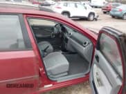 ✅ 2007 Suzuki Forenza • VIN: KL5JD86Z27K722135 • Lot: 43730947. Wystawiony na IAAI z przebiegiem 60 813 mil. Bezpłatny archiwum sprzedaży aukcyjnych z USA i szczegółowy raport historii pojazdu na DreamBid. Zdjęcie 5.