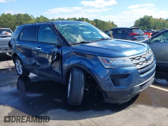 ✅ 2018 Ford Explorer • VIN: 1FM5K8B83JGC01218 • Lot: 43884599. Wystawiony na IAAI z przebiegiem 226 695 mil. Bezpłatny archiwum sprzedaży aukcyjnych z USA i szczegółowy raport historii pojazdu na DreamBid. Zdjęcie 1.