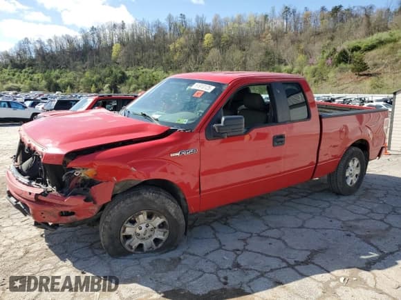 ✅ 2010 Ford F-150 XL • VIN: 1FTEX1E88AFA86792 • Lot: 51910125. Listed on Copart with 136,204 mi. Free auction sales archive from the USA and detailed vehicle history report at DreamBid. Image 1.