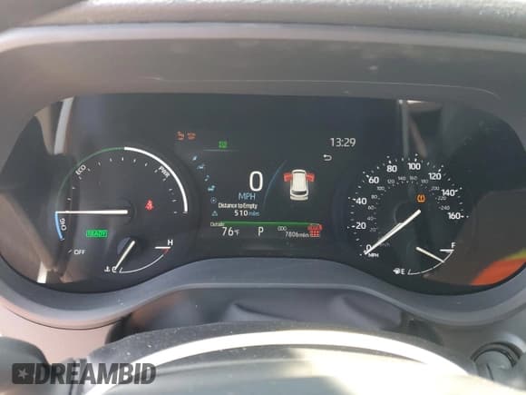 ✅ 2025 Toyota Sienna LE • VIN: 5TDBSKFC7SS197510 • Lot: 81297945. Listed on Copart with 7,806 mi. Free auction sales archive from the USA and detailed vehicle history report at DreamBid. Image 9.