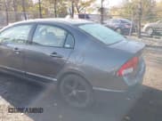 ✅ 2009 Honda Civic LX • VIN: 2HGFA16519H524767 • Lot: 43488730. Wystawiony na IAAI z przebiegiem 192 579 mil. Bezpłatny archiwum sprzedaży aukcyjnych z USA i szczegółowy raport historii pojazdu na DreamBid. Zdjęcie 6.