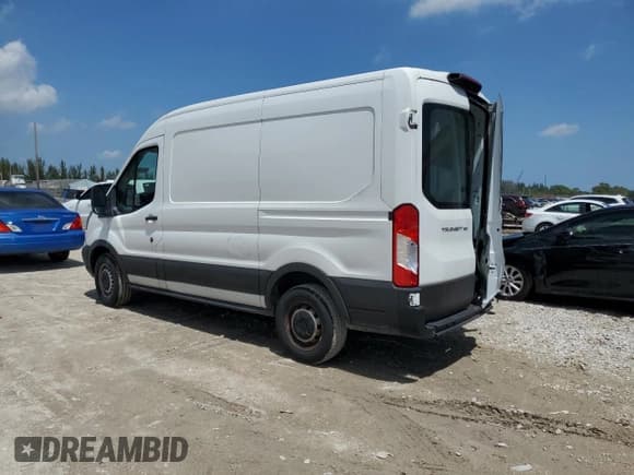 ✅ 2019 Ford Transit • VIN: 1FTYE1CM3KKB83796 • Lot: 54079855. Wystawiony na Copart z przebiegiem 76 721 mil. Bezpłatny archiwum sprzedaży aukcyjnych z USA i szczegółowy raport historii pojazdu na DreamBid. Zdjęcie 2.