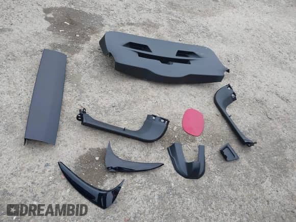 2024 Dodge Hornet R/T with VIN ZACPDFCW3R3A31053, listed as a IAAI auction lot 41910528 with 12,072 mi miles and . Bid and sale history available at DreamBid. Image 12.