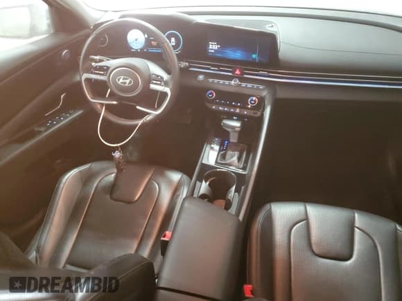 ✅ 2024 Hyundai Elantra Limited • VIN: KMHLP4DG5RU812273 • Lot: 91697825. Listed on Copart with 28,760 mi. Free auction sales archive from the USA and detailed vehicle history report at DreamBid. Image 8.