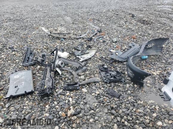 ✅ 2020 Ford Transit Cargo • VIN: 1FTBW3XG0LKB51926 • Lot: 68347385. Listed on Copart with 489,705 mi. Free auction sales archive from the USA and detailed vehicle history report at DreamBid. Image 13.