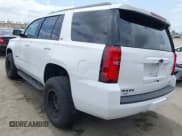 ✅ 2020 Chevrolet Tahoe LT • VIN: 1GNSCBKC0LR290170 • Lot: 42129712. Wystawiony na IAAI z przebiegiem 57 414 mil. Bezpłatny archiwum sprzedaży aukcyjnych z USA i szczegółowy raport historii pojazdu na DreamBid. Zdjęcie 3.