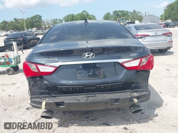 2011 Hyundai Sonata SE с VIN 5NPEC4AB4BH178519, выставлен на аукционе IAAI как лот 42369746 с пробегом 107 067 миль миль и . История ставок и продаж доступна на DreamBid. Изображение 17.