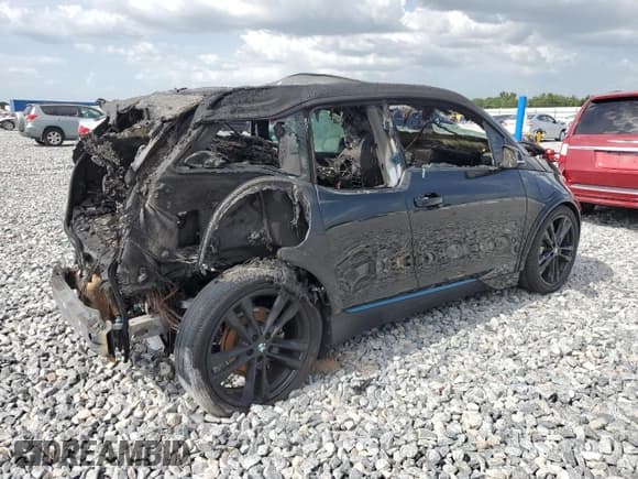 ✅ 2019 BMW i3 s • VIN: WBY8P8C5XK7D03013 • Лот: 61143515. Опубликован ранее на Copart с пробегом Не указан. Бесплатный доступ к архиву аукционных продаж из США и подробный отчёт об истории автомобиля на DreamBid. Изображение 3.