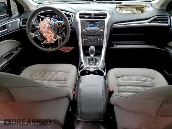 ✅ 2016 Ford Fusion S Hybrid • VIN: 3FA6P0UU1GR118805 • Lot: 93336205. Wystawiony na Copart z przebiegiem 141 238 mil. Bezpłatny archiwum sprzedaży aukcyjnych z USA i szczegółowy raport historii pojazdu na DreamBid. Zdjęcie 8.