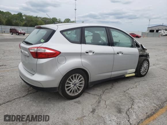 ✅ 2016 Ford C-Max SE • VIN: 1FADP5AUXGL111858 • Lot: 55538005. Wystawiony na Copart z przebiegiem 98 126 mil. Bezpłatny archiwum sprzedaży aukcyjnych z USA i szczegółowy raport historii pojazdu na DreamBid. Zdjęcie 3.