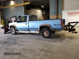 ✅ 1996 Chevrolet Silverado 2500 • VIN: 1GCGK24R1TZ130527 • Lot: 67178235. Wystawiony na Copart z przebiegiem 212 037 mil. Bezpłatny archiwum sprzedaży aukcyjnych z USA i szczegółowy raport historii pojazdu na DreamBid. Zdjęcie 2.