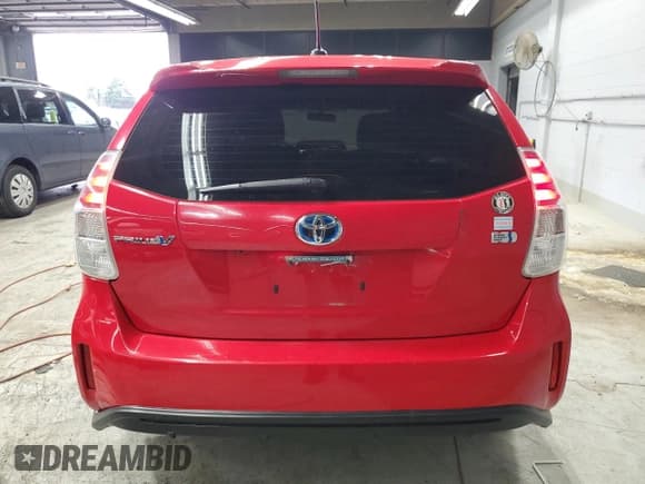 ✅ 2015 Toyota Prius Three • VIN: JTDZN3EUXFJ038716 • Lot: 68308305. Listed on Copart with 256,140 mi. Free auction sales archive from the USA and detailed vehicle history report at DreamBid. Image 6.