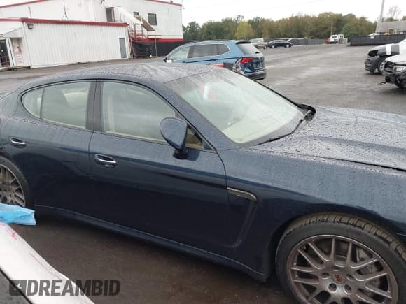✅ 2014 Porsche Panamera • VIN: WP0AA2A76EL006755 • Лот: 43365767. Опубликован ранее на IAAI с пробегом 119 389 миль. Бесплатный доступ к архиву аукционных продаж из США и подробный отчёт об истории автомобиля на DreamBid. Изображение 13.