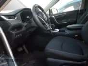 ✅ 2023 Toyota RAV4 Hybrid LE • VIN: JTMMWRFV2PD174954 • Лот: 91872885. Опубликован ранее на Copart с пробегом 55 893 миль. Бесплатный доступ к архиву аукционных продаж из США и подробный отчёт об истории автомобиля на DreamBid. Изображение 7.