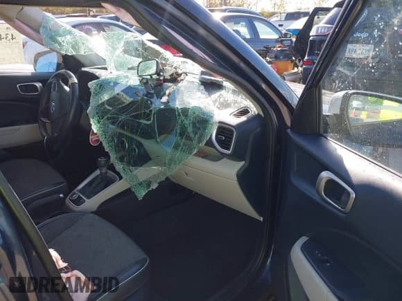 ✅ 2021 Hyundai Venue SEL • VIN: KMHRC8A35MU090374 • Lot: 43412308. Listed on IAAI with 75,390 mi. Free auction sales archive from the USA and detailed vehicle history report at DreamBid. Image 5.