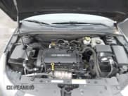 ✅ 2014 Chevrolet Cruze LS • VIN: 1G1PA5SG3E7307169 • Lot: 43888123. Wystawiony na IAAI z przebiegiem 200 645 mil. Bezpłatny archiwum sprzedaży aukcyjnych z USA i szczegółowy raport historii pojazdu na DreamBid. Zdjęcie 10.