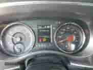 2011 Dodge Charger RT Max z VIN 2B3CM5CT7BH572428, wystawiony jako Copart lot #71529625 z przebiegiem 137 752 mil mil oraz Szkoda całkowita • Salvage title. Historia ofert i sprzedaży dostępna na DreamBid. Obrazek 9.