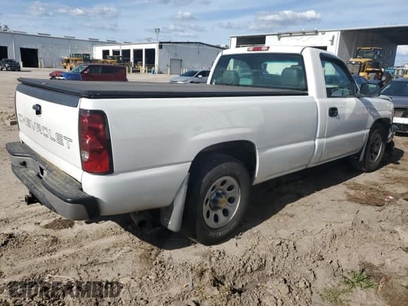 ✅ 2005 Chevrolet Silverado 1500 Work Truck • VIN: 1GCEC14VX5Z331874 • Лот: 79238154. Опубликован ранее на Copart с пробегом 223 499 миль. Бесплатный доступ к архиву аукционных продаж из США и подробный отчёт об истории автомобиля на DreamBid. Изображение 3.
