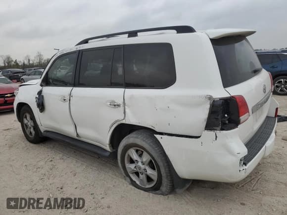 ✅ 2011 Toyota Land Cruiser • VIN: JTMHY7AJ6B5011912 • Lot: 49180115. Wystawiony na Copart z przebiegiem 104 929 mil. Bezpłatny archiwum sprzedaży aukcyjnych z USA i szczegółowy raport historii pojazdu na DreamBid. Zdjęcie 2.