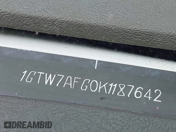 ✅ 2019 GMC Savana Cargo • VIN: 1GTW7AFG0K1187642 • Лот: 41505063. Опубликован ранее на IAAI с пробегом 103 846 миль. Бесплатный доступ к архиву аукционных продаж из США и подробный отчёт об истории автомобиля на DreamBid. Изображение 9.