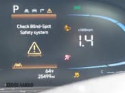 ✅ 2023 Hyundai Venue SEL • VIN: KMHRC8A33PU268075 • Lot: 41986352. Listed on IAAI with 25,499 mi. Free auction sales archive from the USA and detailed vehicle history report at DreamBid. Image 15.