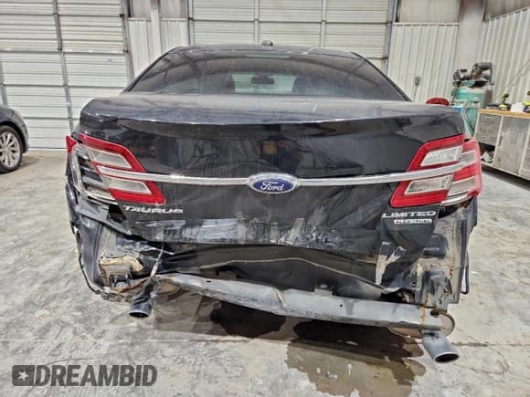✅ 2013 Ford Taurus Limited • VIN: 1FAHP2F85DG198701 • Lot: 94916025. Listed on Copart with 90,132 mi. Free auction sales archive from the USA and detailed vehicle history report at DreamBid. Image 6.