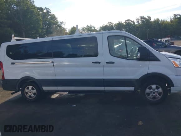 ✅ 2020 Ford Transit Passenger XL • VIN: 1FBAX2YG5LKA45932 • Лот: 43294442. Опубликован ранее на IAAI с пробегом 113 705 миль. Бесплатный доступ к архиву аукционных продаж из США и подробный отчёт об истории автомобиля на DreamBid. Изображение 12.