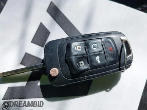 ✅ 2017 Chevrolet Equinox LS • VIN: 2GNFLEEK8H6331623 • Лот: 43441825. Опубликован ранее на IAAI с пробегом 167 150 миль. Бесплатный доступ к архиву аукционных продаж из США и подробный отчёт об истории автомобиля на DreamBid. Изображение 11.